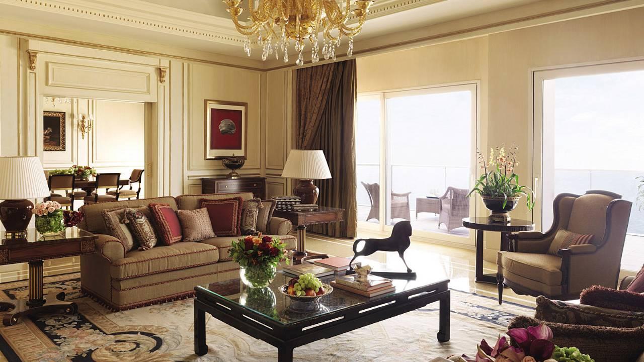 Four Seasons Hotel